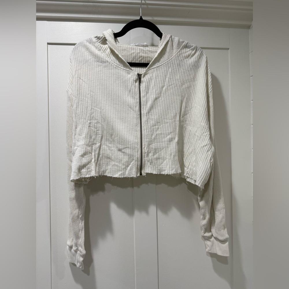 Double Zero Cream‎ Cropped Frayed Hoodie